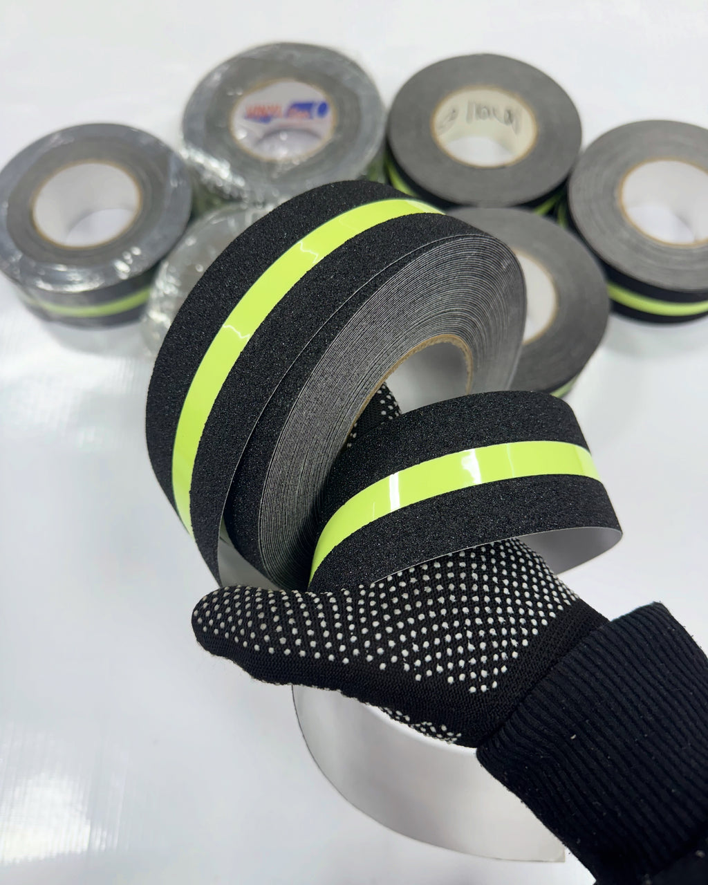 Cinta antideslizante negra con fotoluminiscente seguridad industrial -5CM X 18mts